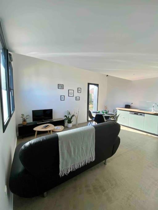 Le Tropical, Maison T3 - 55m2 Hébergement de vacances *